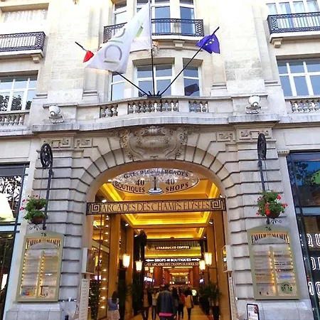 De Charme Toits Parisiens 아파트